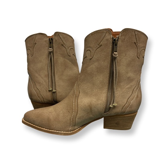 Ccocci Western Style Ankle Boot Women’s 8.5 Tan - Picture 6 of 13